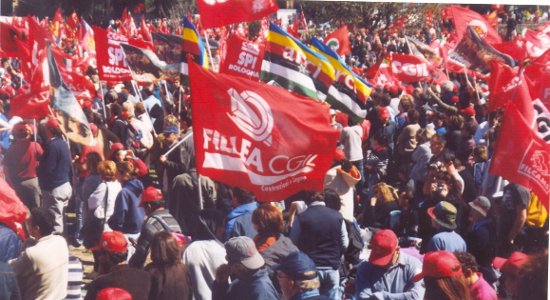 A causa della crisi il solo settore edile ha lasciato sul campo qualcosa come 400mila posti di lavoro. È il quadro di «preoccupante stagnazione, se non addirittura recessione» del settore […]