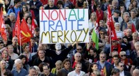 Migliaia di persone di persone sono scese in piazza a Parigi per dire no all’Europa dell’austerità due giorni prima dell’inizio del riesame al Parlamento europeo del trattato fiscale. Una manifestazione […]