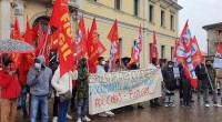 Anche oggi, come Rifondazione Comunista, abbiamo partecipato alla manifestazione che i lavoratori di Grafica Veneta hanno fatto, in piazza a Trebaseleghe, per rivendicare i propri diritti. Con la stessa convinzione […]